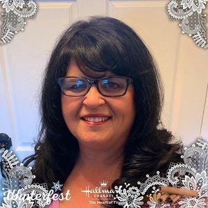 Meet your Posher, Becky